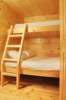 Camping & Chalets De La Demi-Lieue Hotell Saint-Jean-Port-Joli Exteriör bild